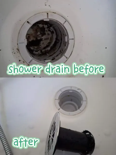 淋浴排水口清洁前可见杂物，清理后开口更清楚